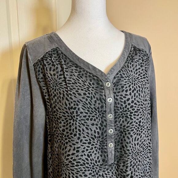 Soft Surroundings Overlay Tunic Grey with Dot Print Henley Style Size Medium - Picture 2 of 8